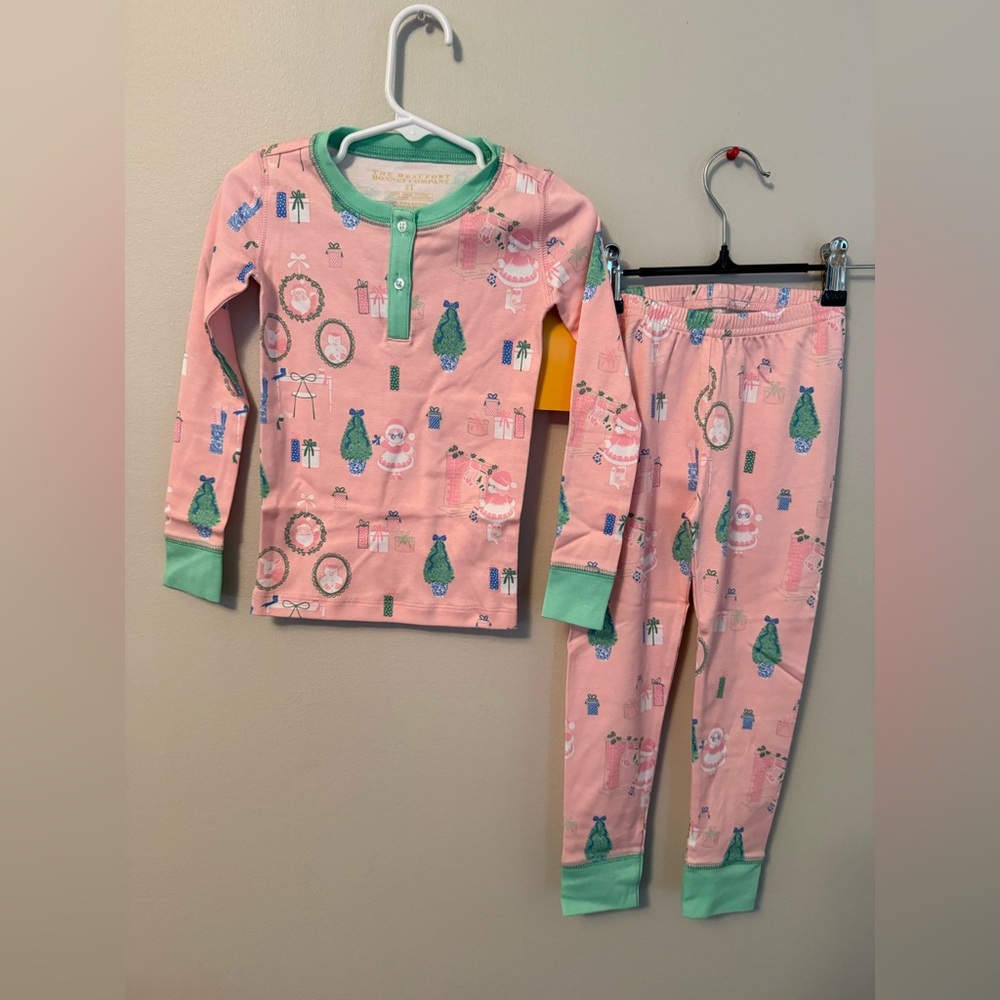 The Beaufort Bonnet Company Pink Mrs. Claus Pajamas